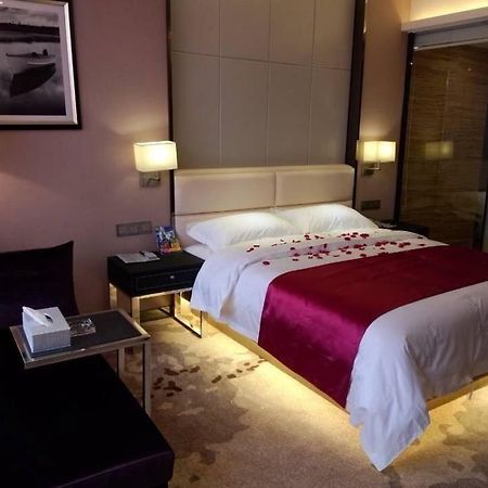 CTU Chengdu Hello Hotel מראה חיצוני תמונה
