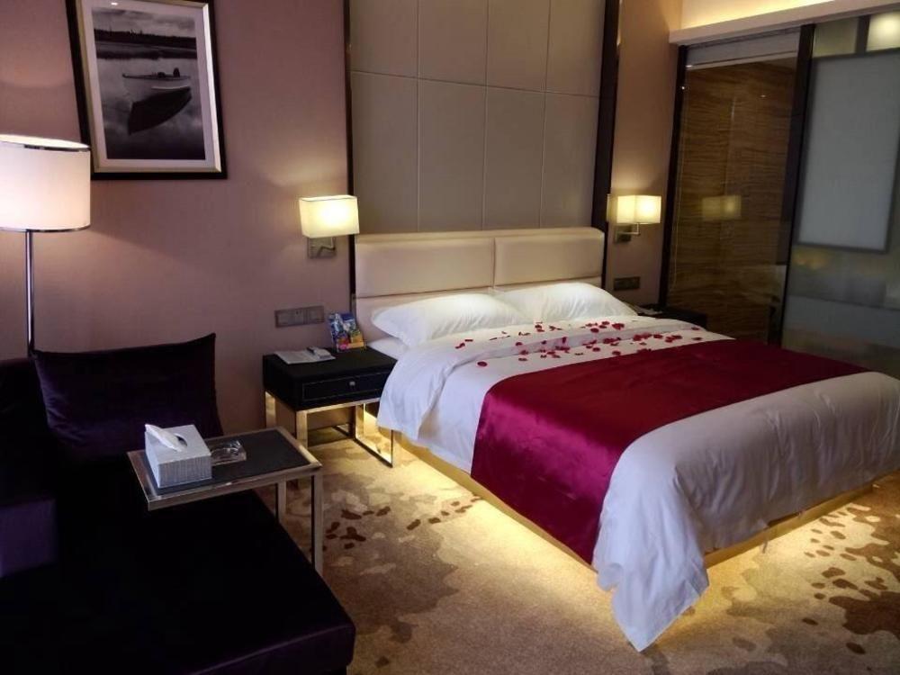 CTU Chengdu Hello Hotel מראה חיצוני תמונה
